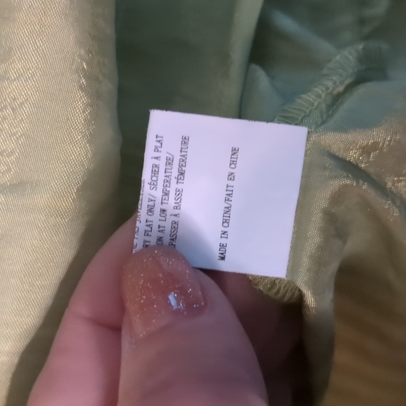 Red Coral* long sleeve turned cuff rainbow button front collar blouse top tunic - Picture 9 of 9